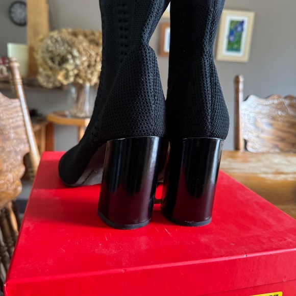 Wish Bone. Booties. - Picture 4 of 4